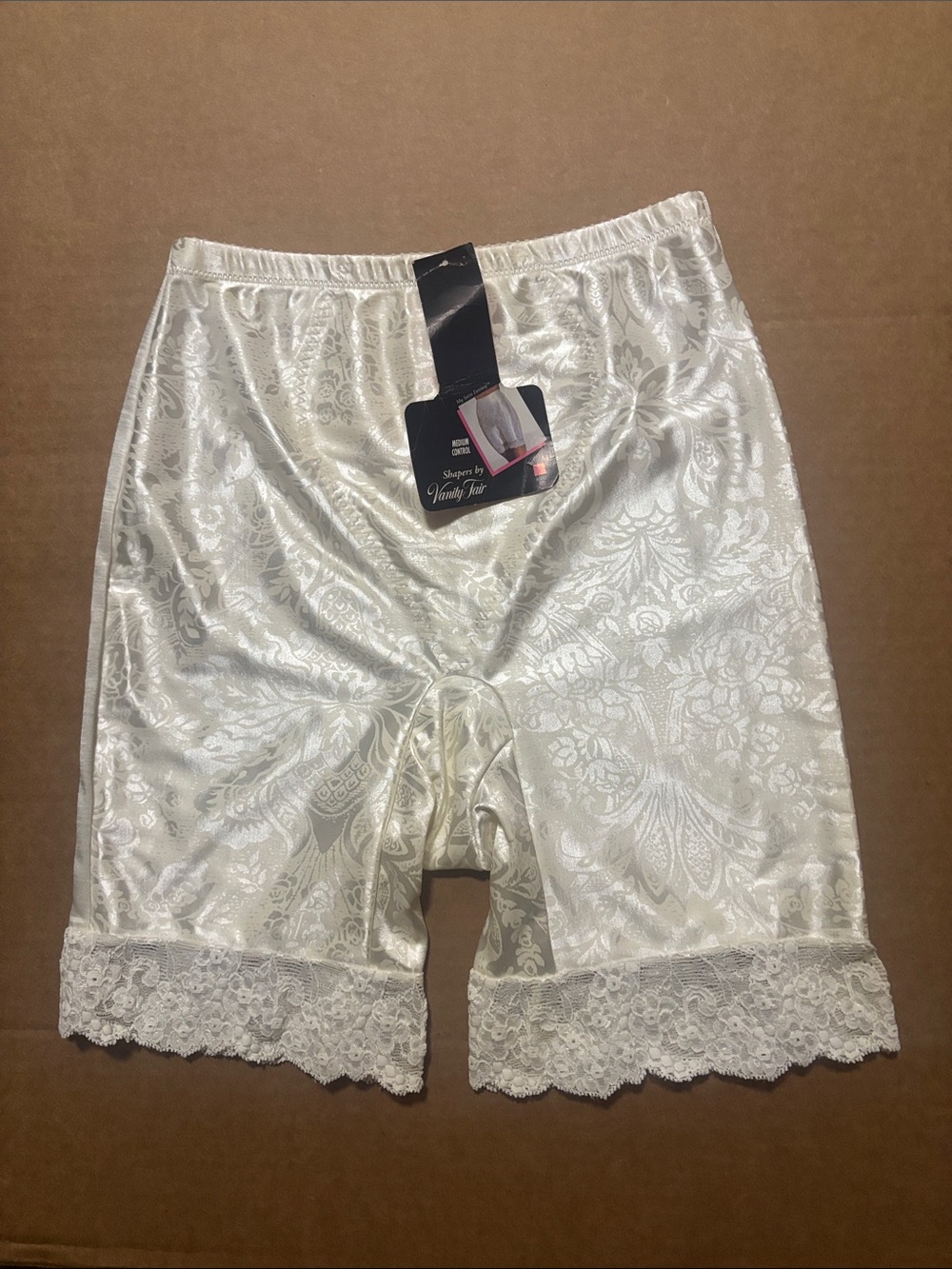 Vanity Fair My Satin Fantasy Cream Jacquard Longline Shaper with Lace Trim M